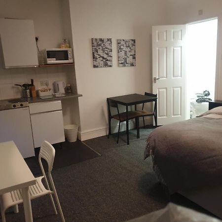 Coventry Studio Apartment Exterior photo